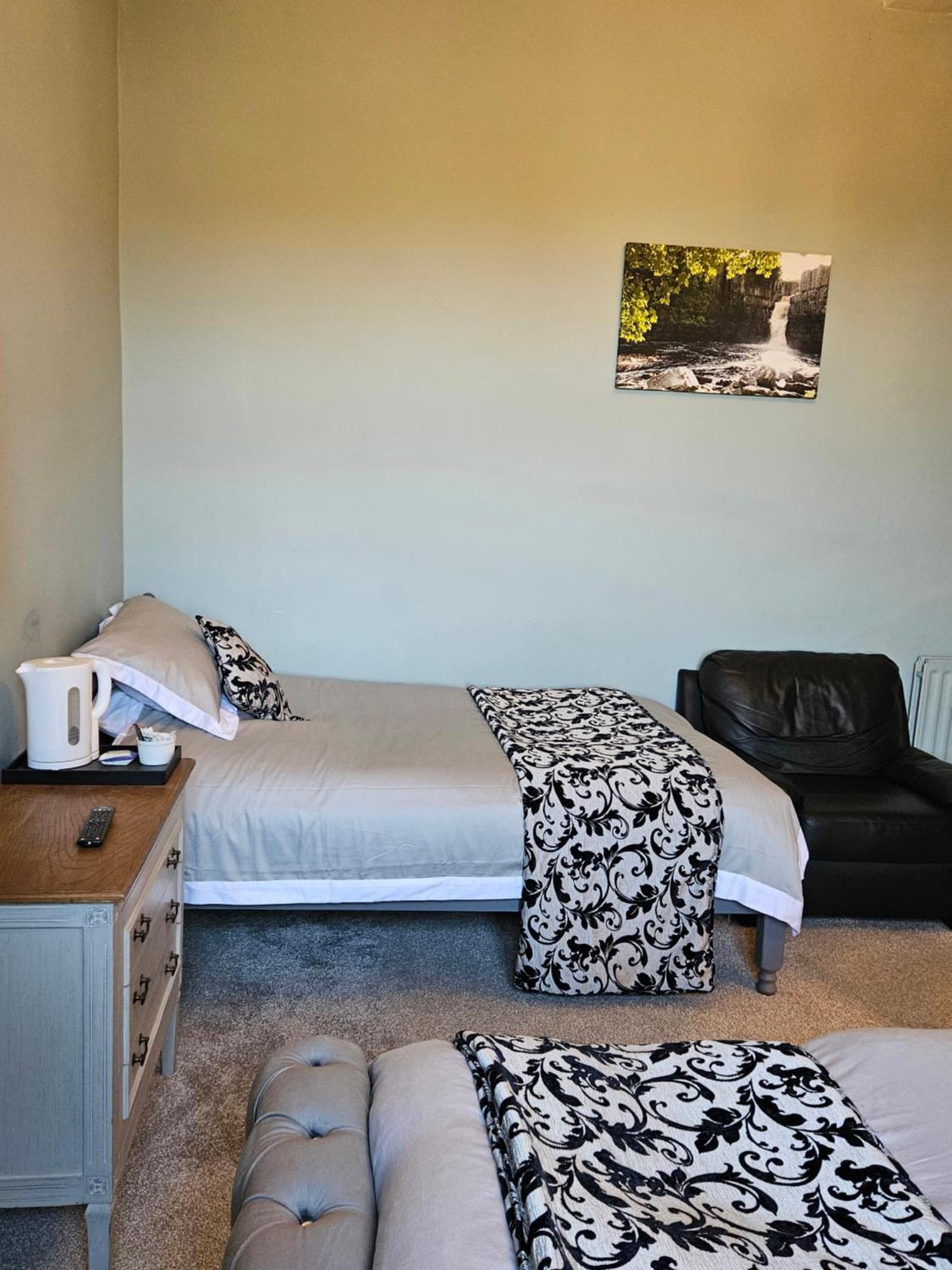 2 Stanhope Hall B&B Bishop Auckland Dış mekan fotoğraf
